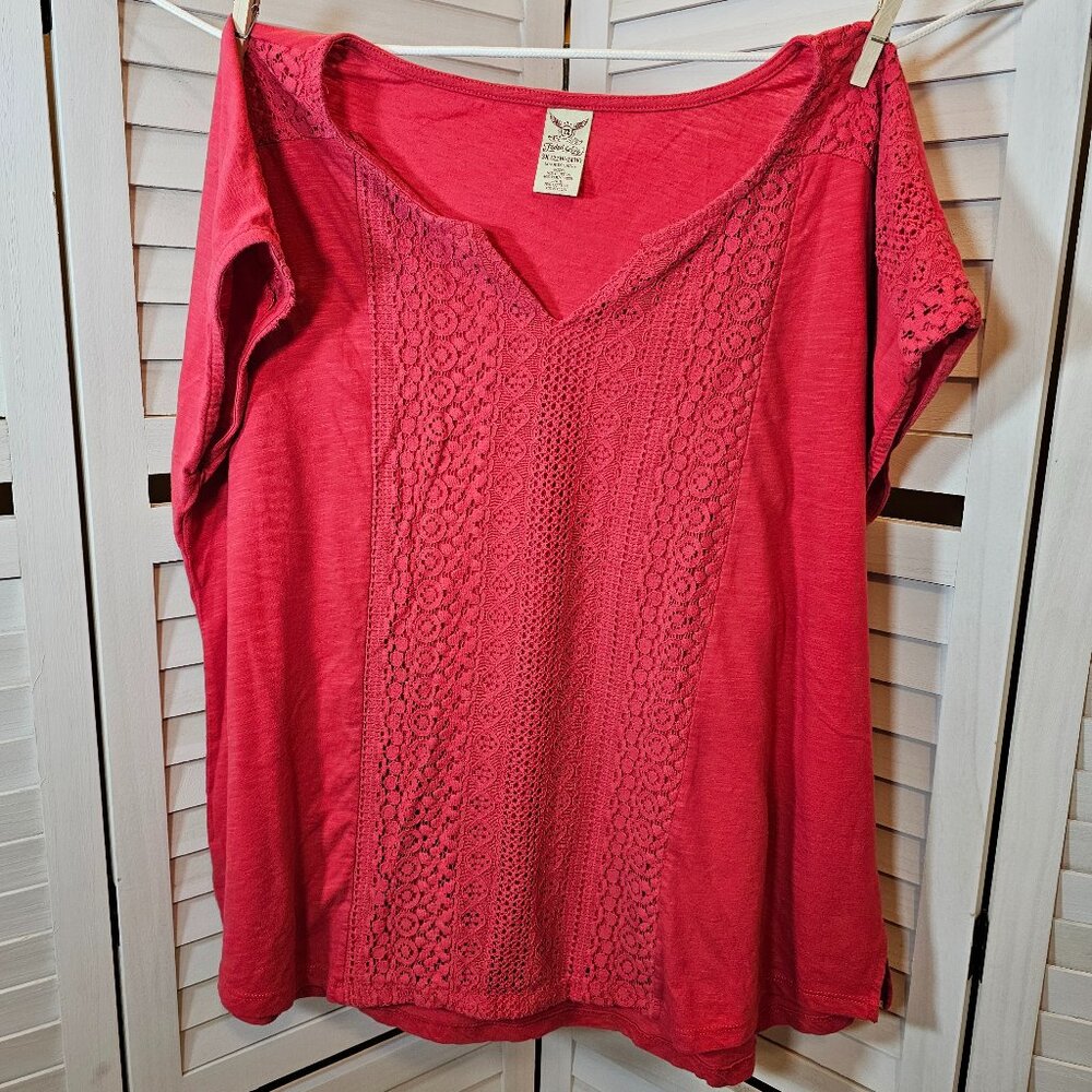 Faded Glory Plus Size 3X (22W-24W) Short Sleeved V-neck Tee Coral colored